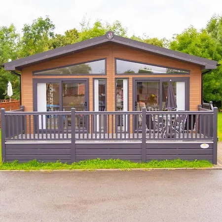 Penny With Hot Tub * 马尔顿